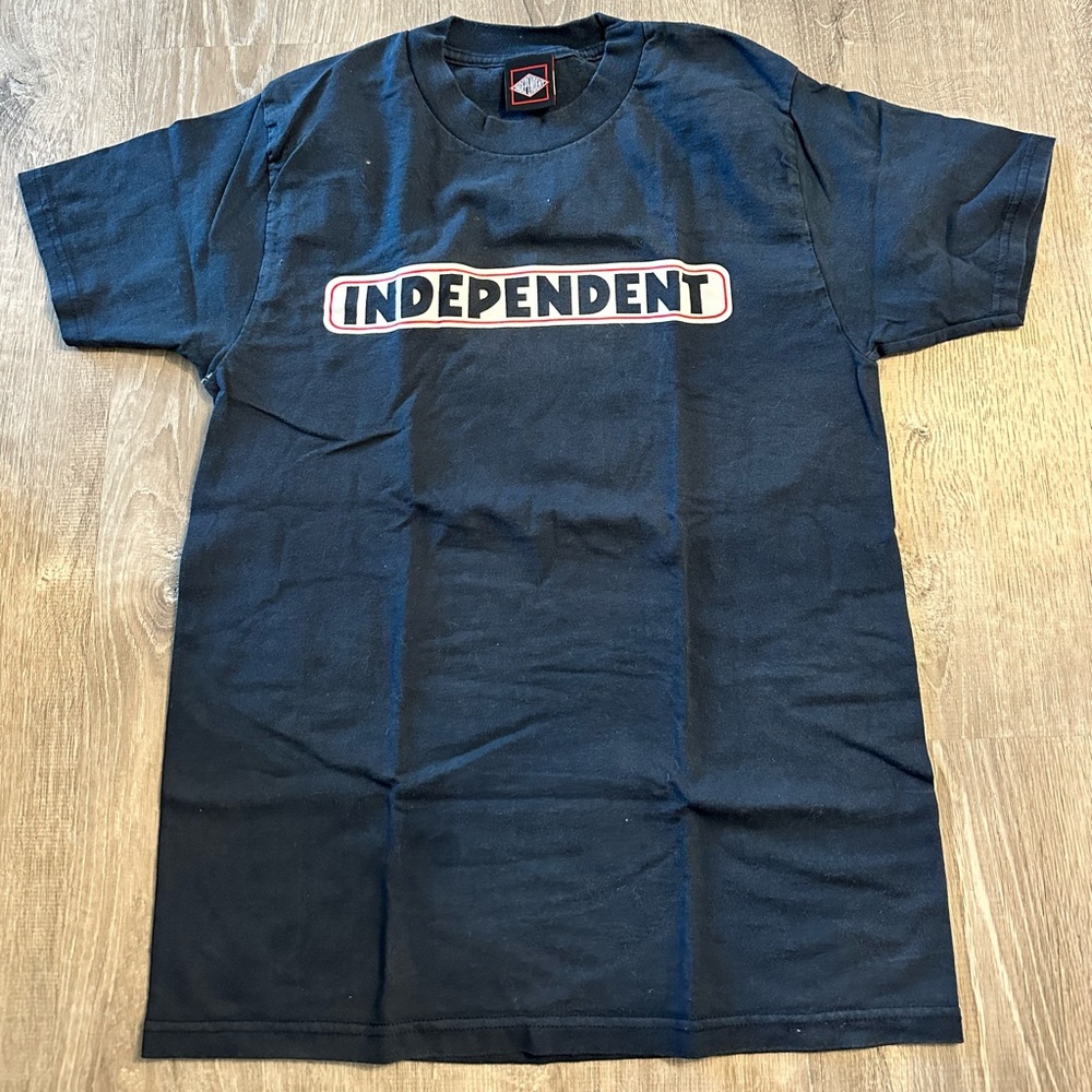 Independent Navy color T-Shirt